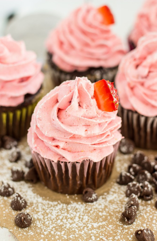 Chocolate Mousse Frosting
 Chocolate Cupcakes with a Strawberry Mousse Frosting