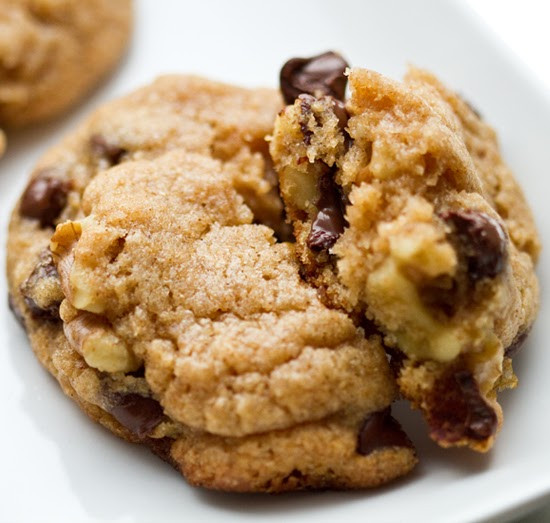 Chocolate Walnut Cookies
 Chocolate Chip Walnut Cookies vegan