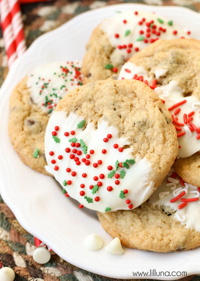 Christmas Chocolate Chip Cookies
 Chocolate Chip Christmas Cookies