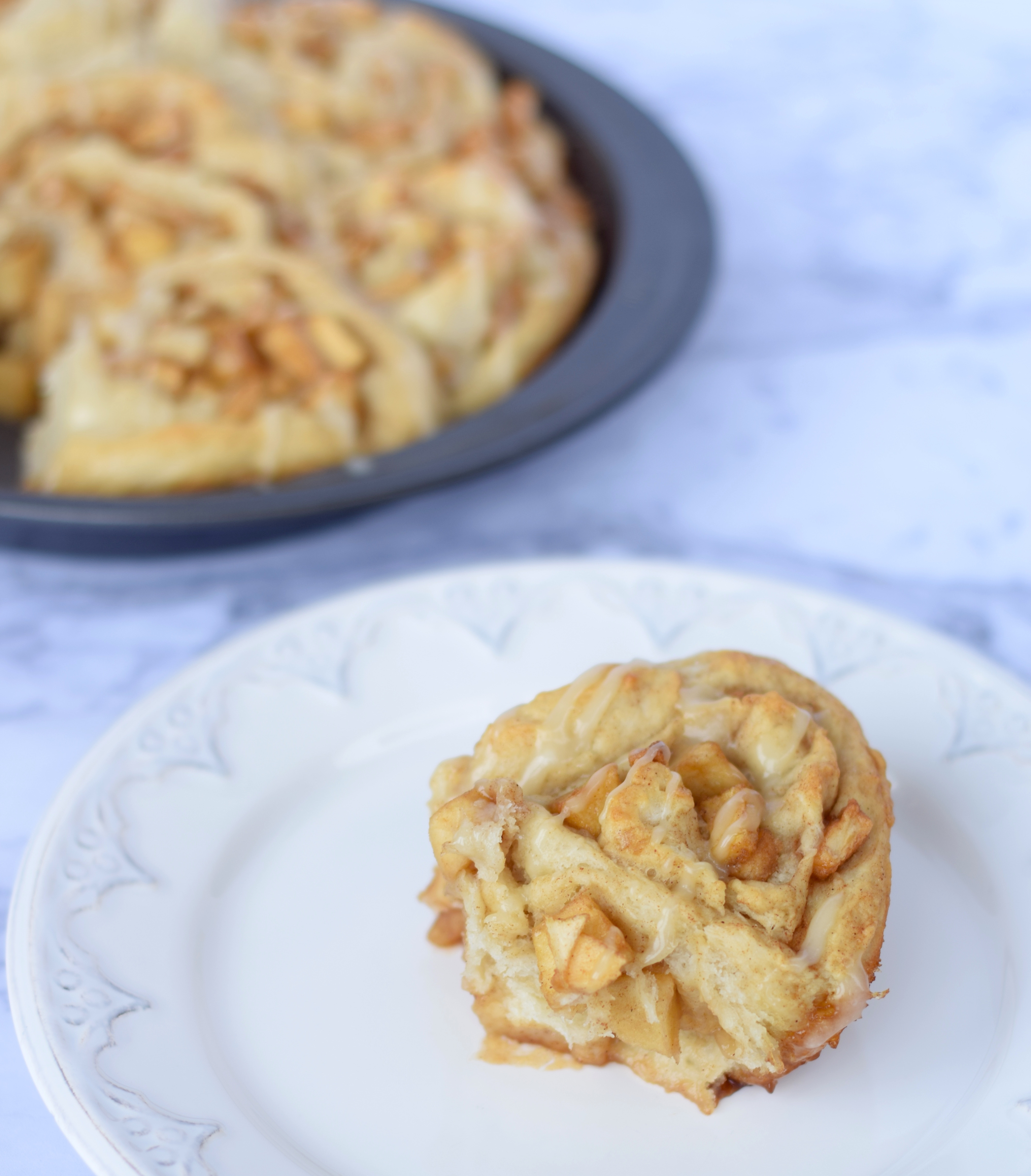 Cinnamon Roll Apple Pie
 Apple Pie Cinnamon Roll Recipe