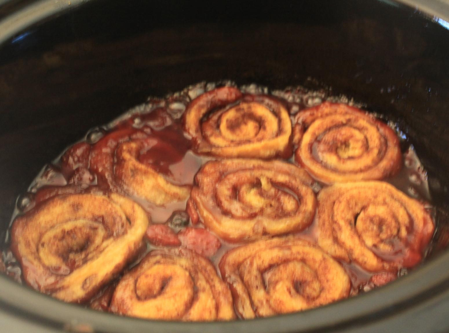 Cinnamon Roll Dessert
 Cinnamon Roll Dessert in Crock Pot Recipe