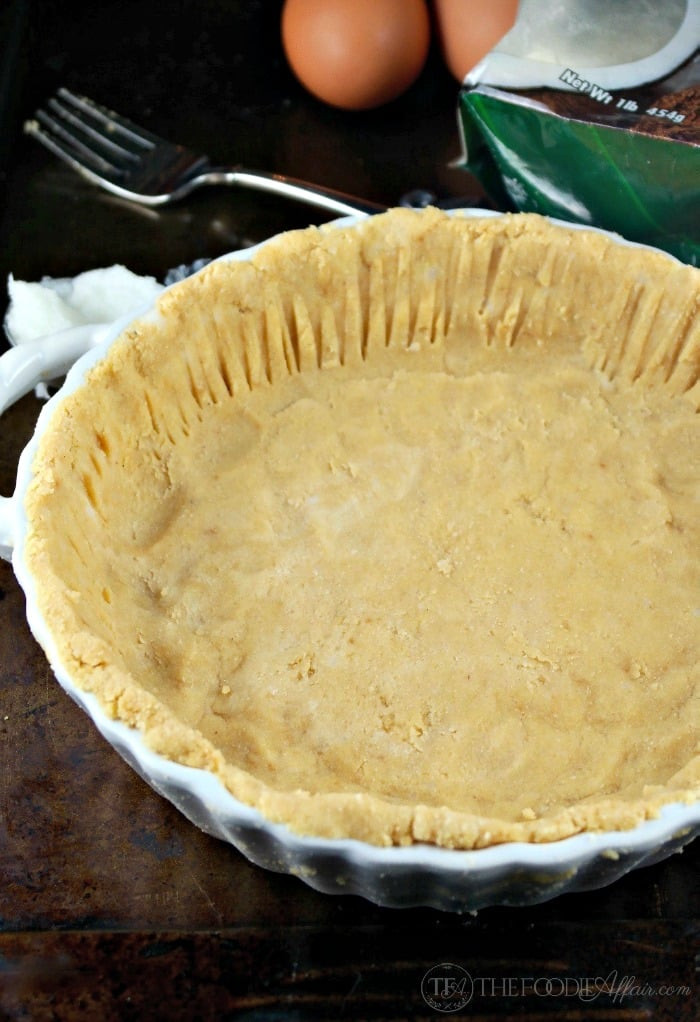 Coconut Flour Pie Crust
 Low Carb Coconut flour Pie crust