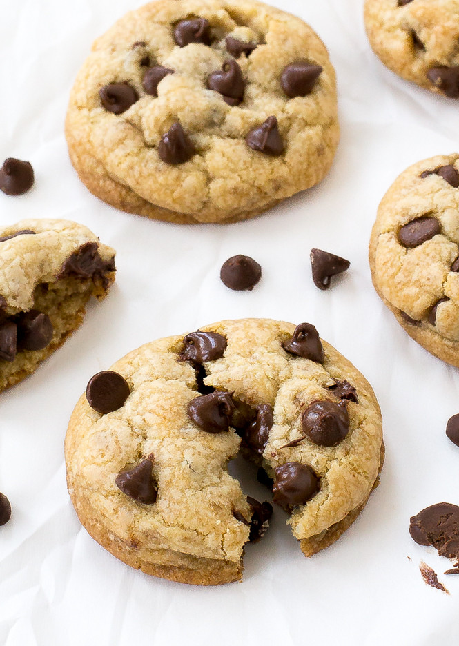 Coconut Oil Chocolate Chip Cookies
 chocolate chip cookies with honey and coconut oil
