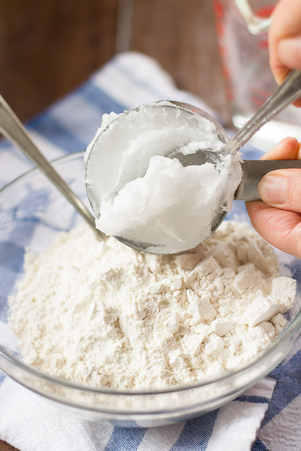 Coconut Oil Pie Crust
 How to Make Coconut Oil Pie Crust