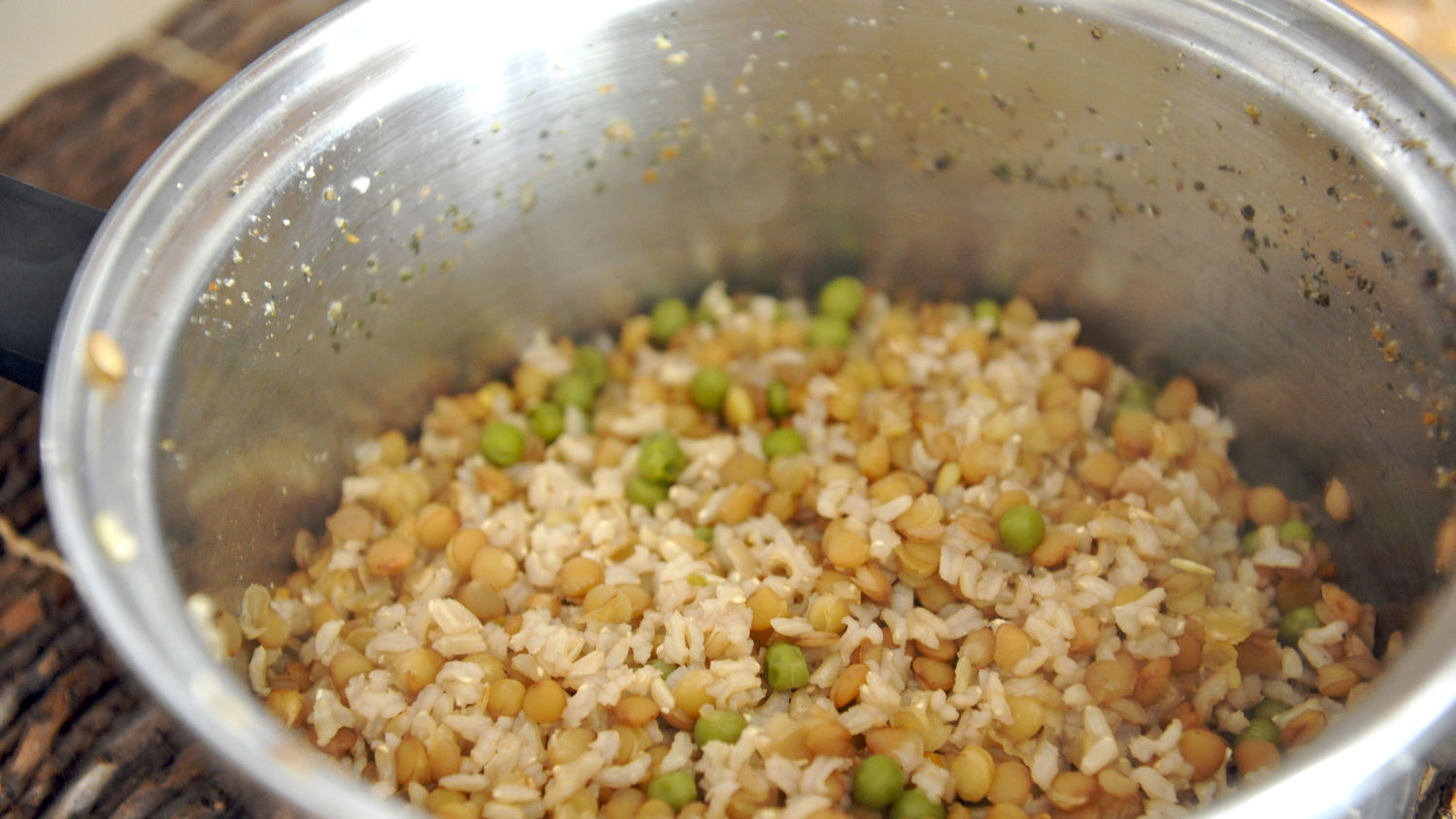 Cook Brown Rice In Rice Cooker
 add flavor to brown rice in rice cooker