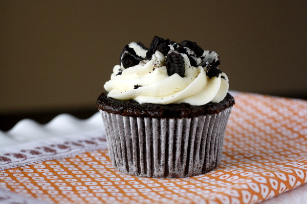 Cookies And Cream Cupcakes
 Cookies and Cream Cupcakes