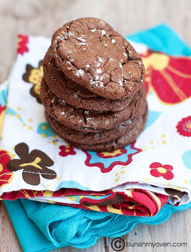 Cookies Made With Cake Mix
 Rolo Cake Mix Cookies — Buns In My Oven