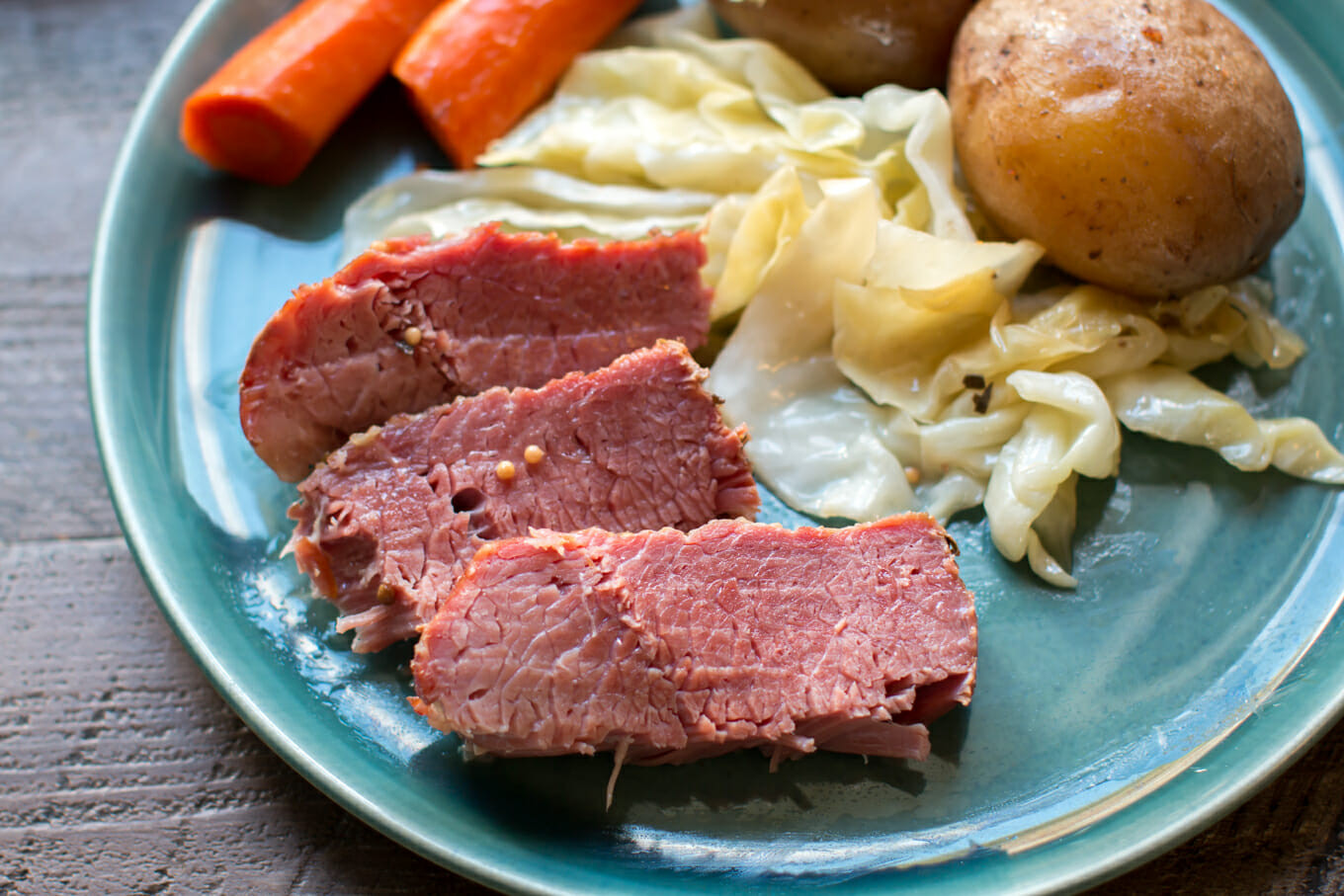 Cooking Corned Beef And Cabbage
 Slow Cooker Guinness Corned Beef and Cabbage The Magical