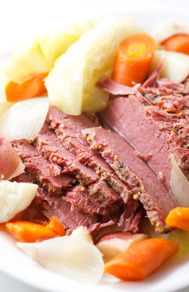 Cooking Corned Beef And Cabbage
 Instant Pot Corned Beef and Cabbage Pressure Cooker