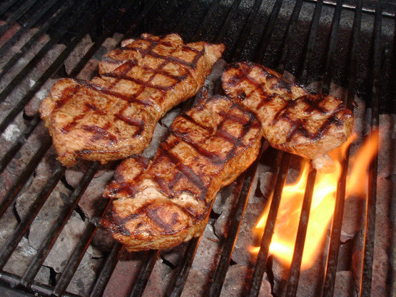 Cooking Pork Chops On The Grill
 BEST GRILLED PORK CHOPS MARINADE 21 Day Fix Approved