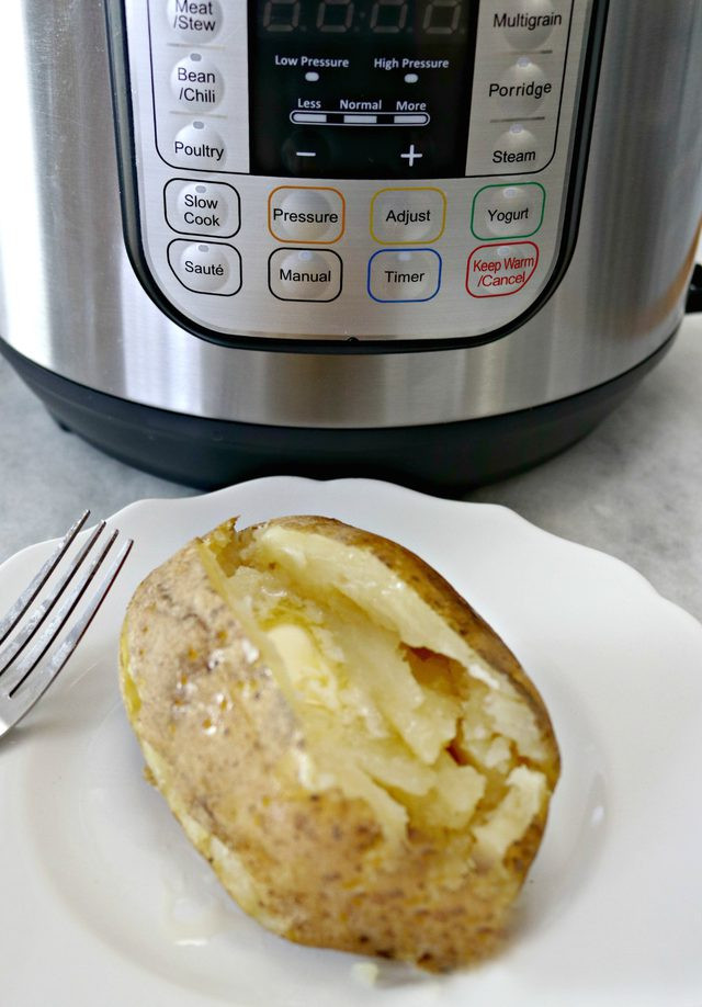 Cooking Potato In Microwave
 How to Cook Baked Potatoes in an Instant Pot