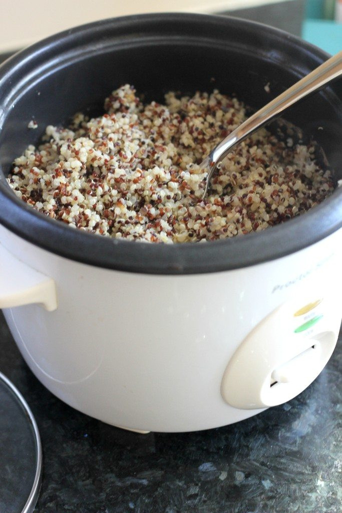 Cooking Quinoa In Rice Cooker
 How to Make Quinoa in a Rice Cooker I Heart Ve ables