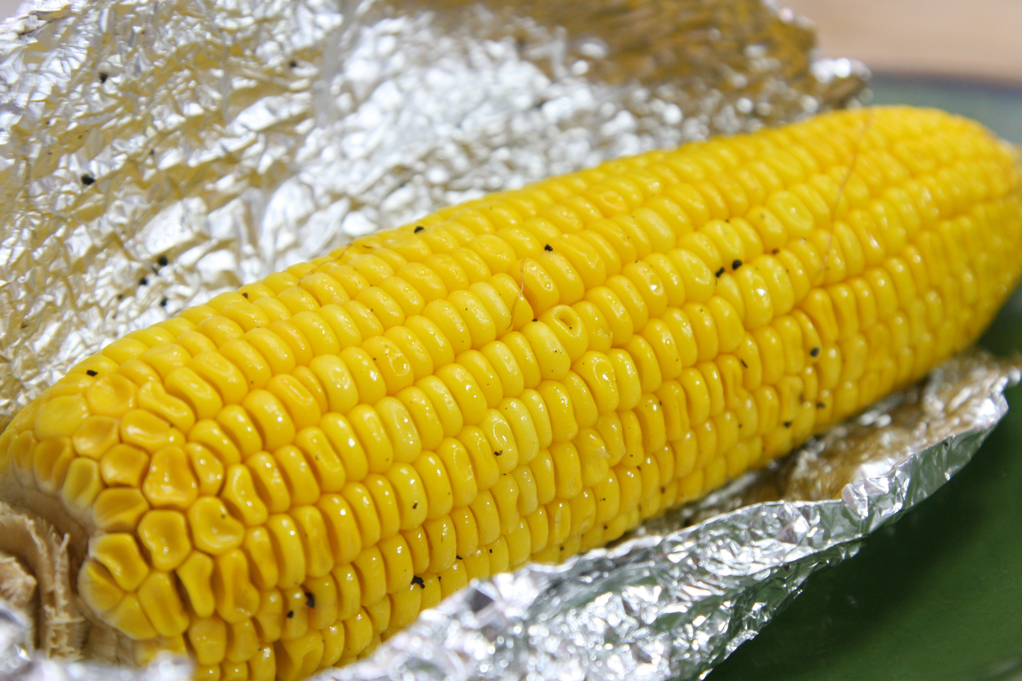 Corn On Cob On Grill
 3 Ways to Grill Corn on the Cob wikiHow