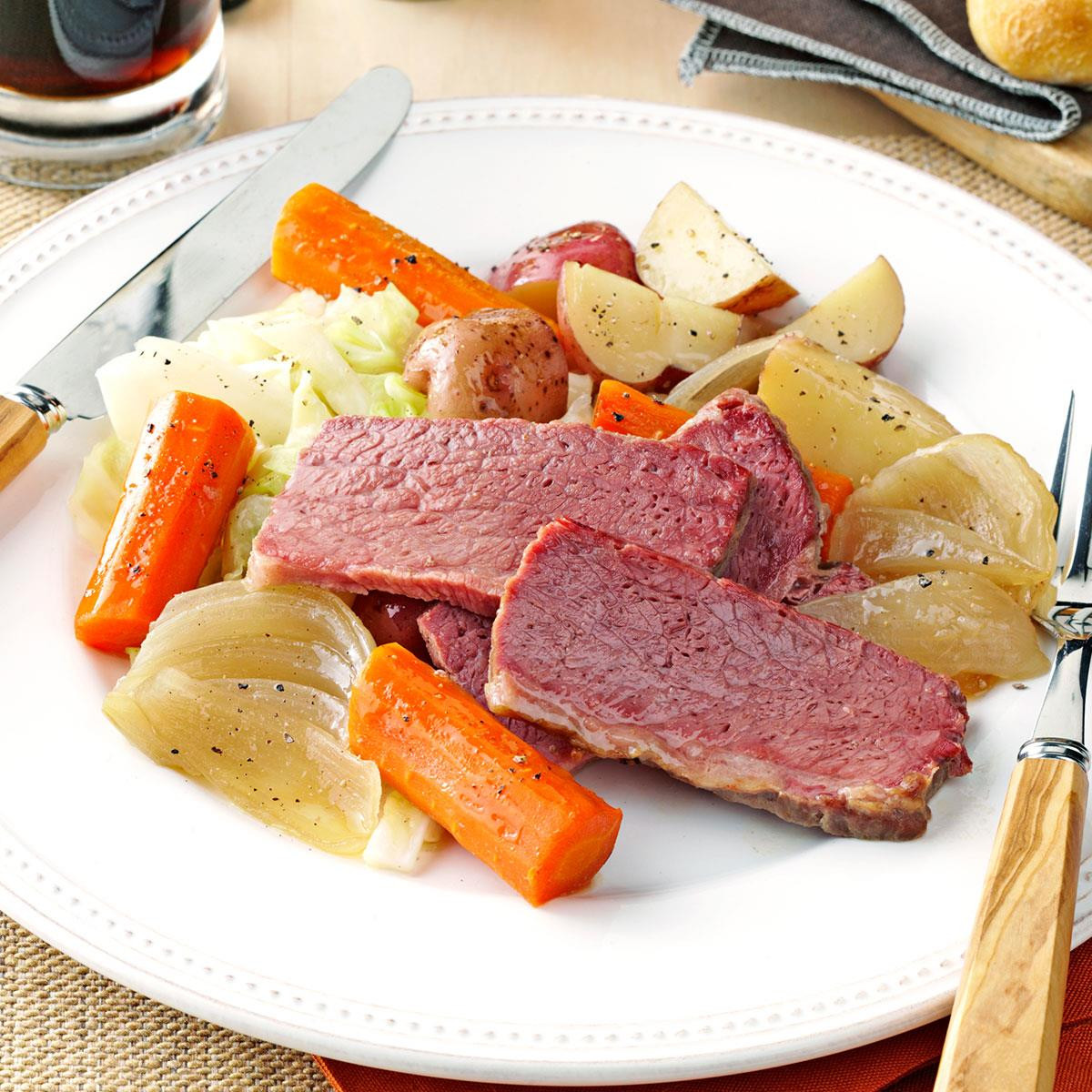 Cornbeef And Cabbage
 Guinness Corned Beef and Cabbage Recipe