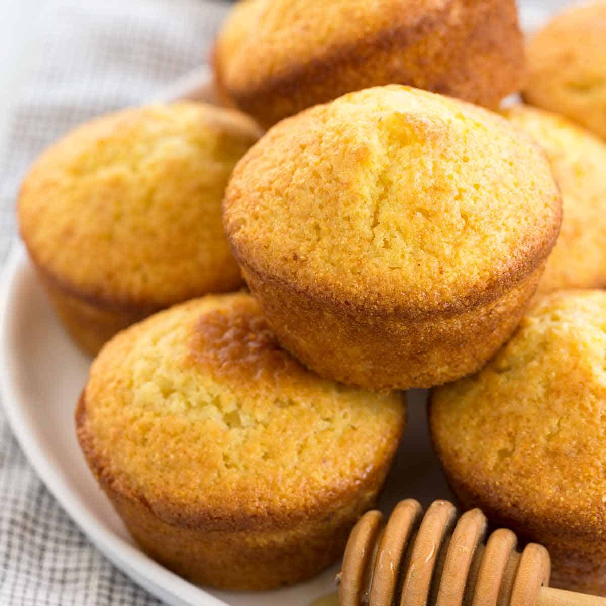 Cornbread Muffins Recipe
 Easy Honey Cornbread Muffins Recipe