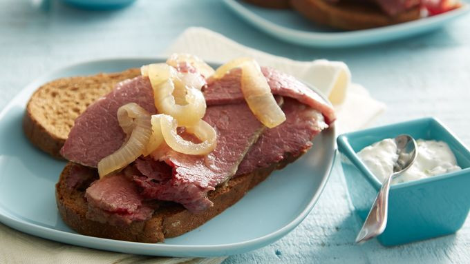 Corned Beef Brisket Slow Cooker For Sandwiches
 Slow Cooker Corned Beef Brisket with Horseradish Sour