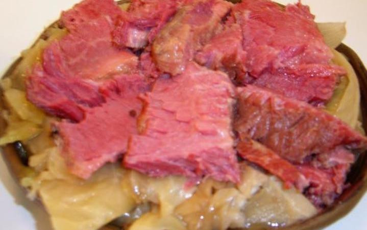 Corned Beef Crock Pot Recipe No Cabbage
 Corned Beef And Cabbage Crock Pot Irish Recipe