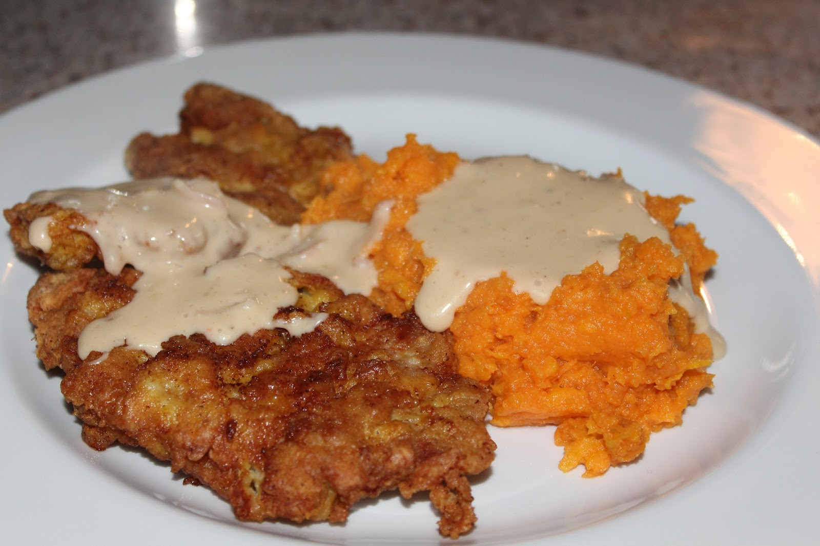 Country Fried Pork Chops
 FLOWER POT KITCHEN COUNTRY FRIED PORK WITH COUNTRY GRAVY