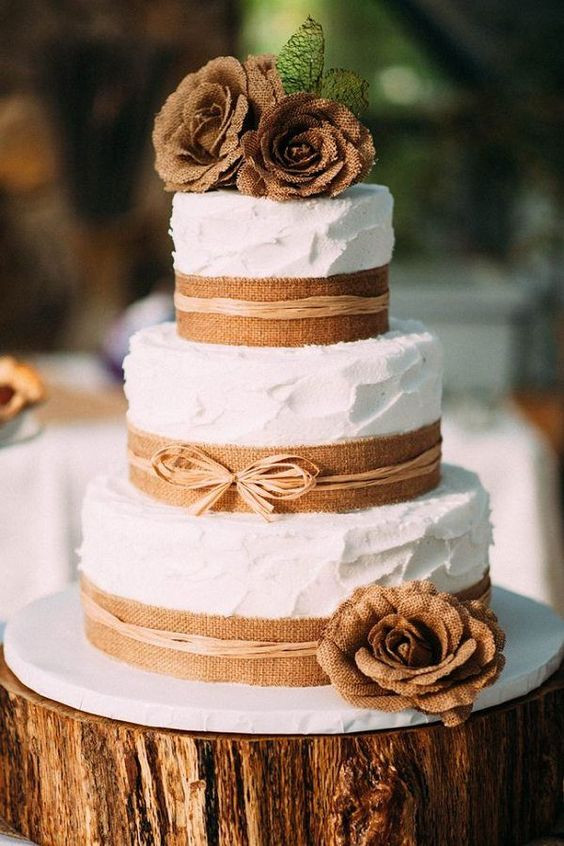 Country Wedding Cakes
 22 Rustic Tree Stumps Wedding Cakes for Your Country Wedding