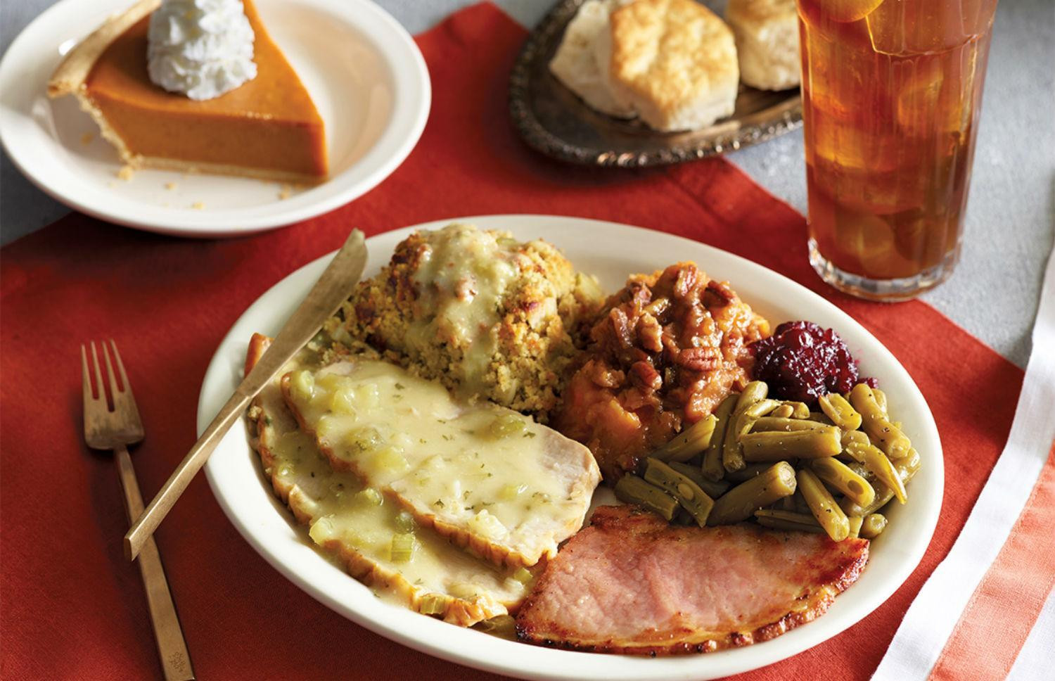 Cracker Barrel Christmas Dinner
 18 Chain Restaurants That Will Be Serving Thanksgiving Dinner