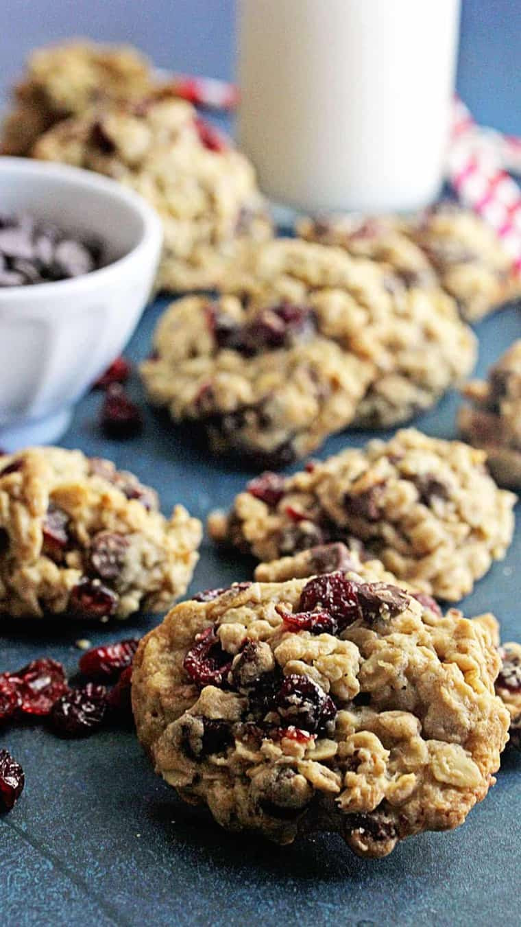 Cranberry Oatmeal Cookies
 Dark Chocolate and Cranberry Oatmeal Cookies Grandbaby Cakes