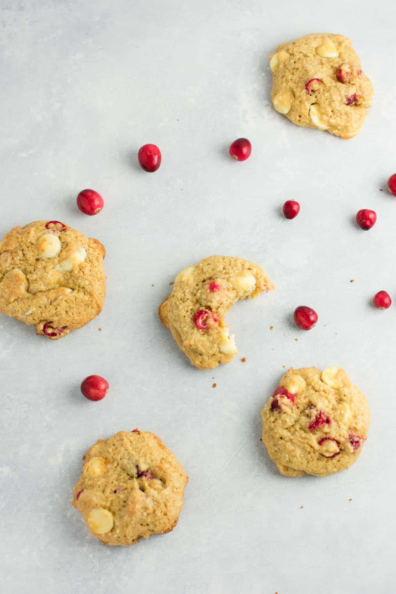Cranberry White Chocolate Chip Cookies
 Cranberry White Chocolate Chip Cookies with fresh