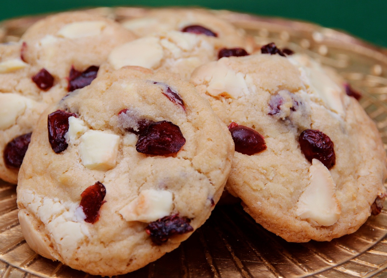 Cranberry White Chocolate Cookies
 Cranberry and White Chocolate Chunk Cookies