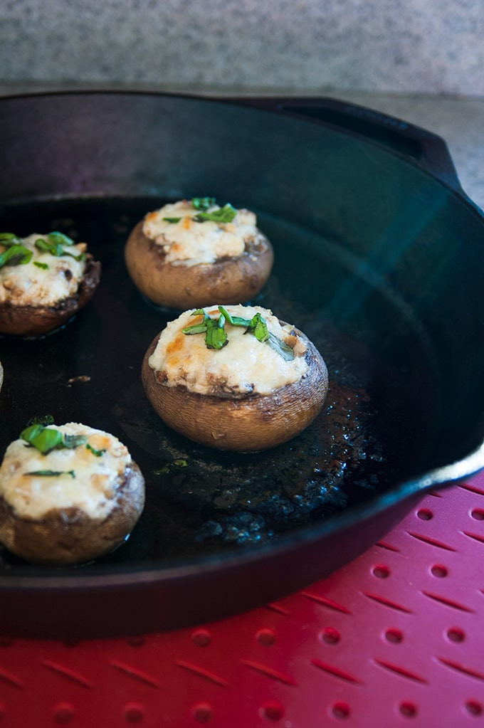 Cream Cheese Stuffed Mushrooms
 Stuffed Mushrooms with Cream Cheese