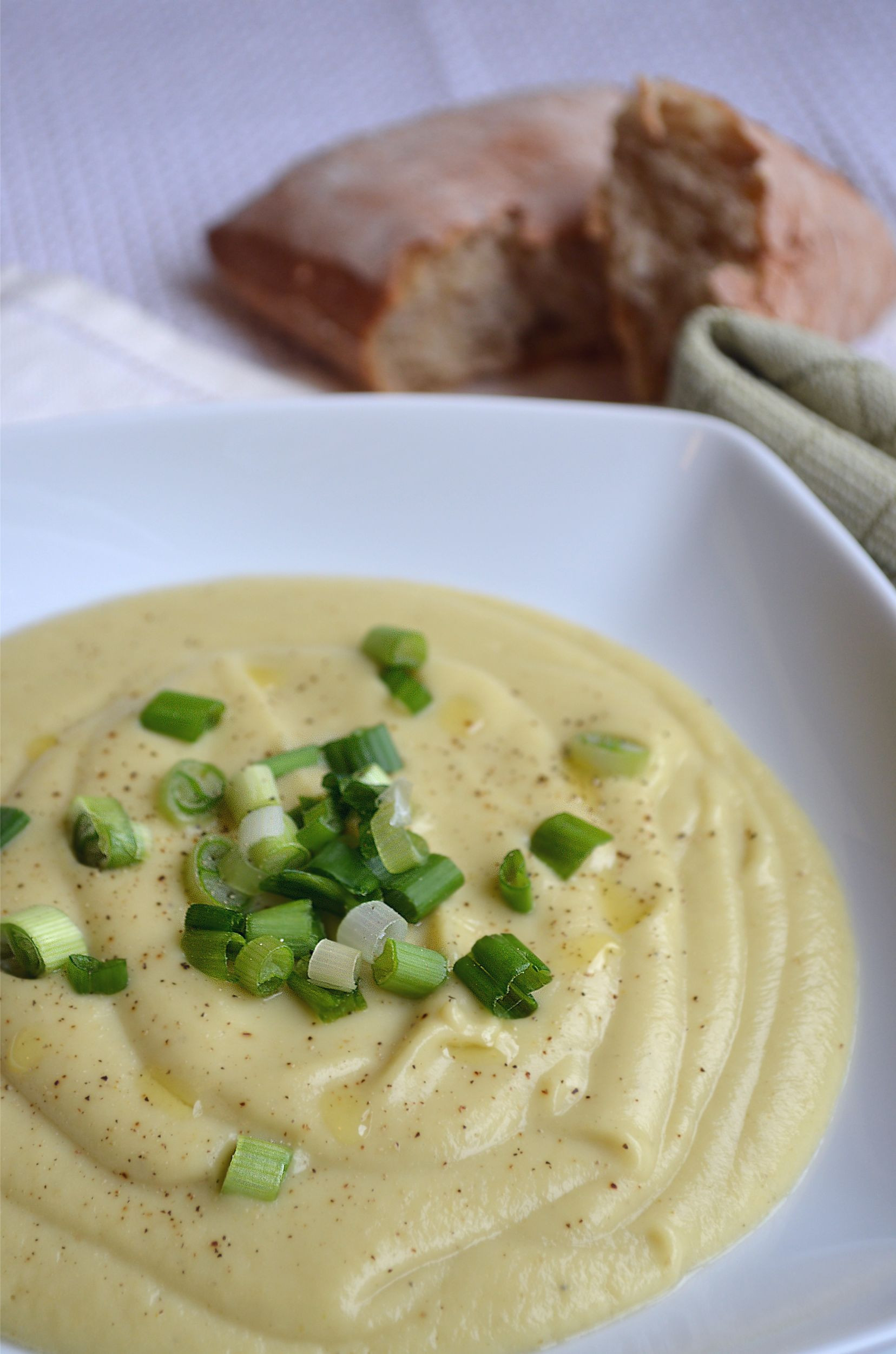 Cream Of Cauliflower Soup
 Curried Cream of Cauliflower Soup