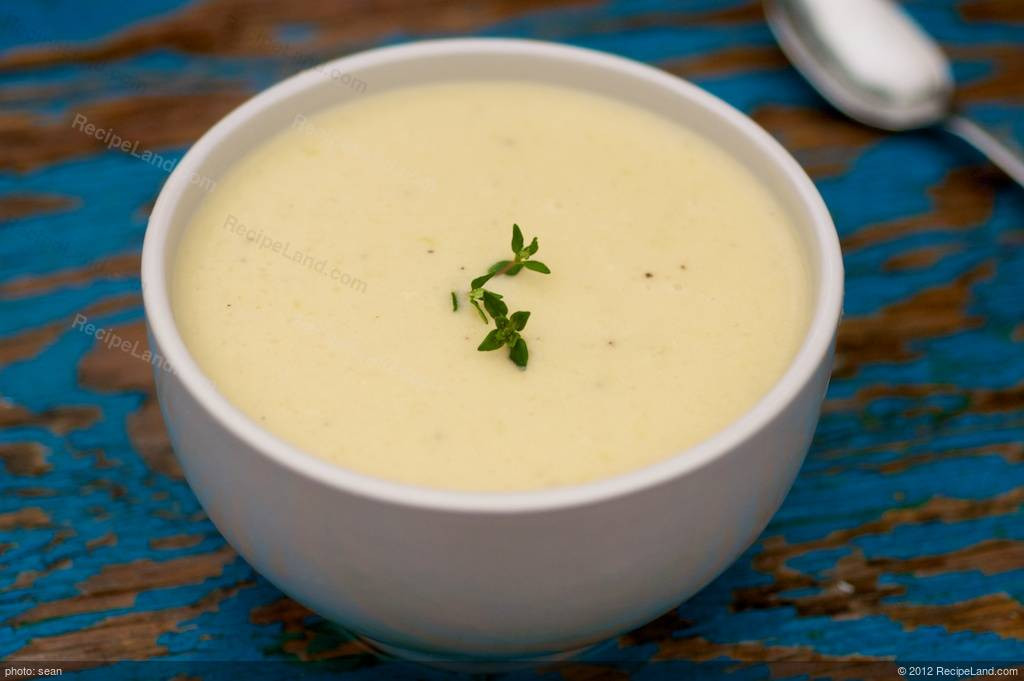 Cream Of Potato Soup
 Sour Cream of Potato Soup Recipe