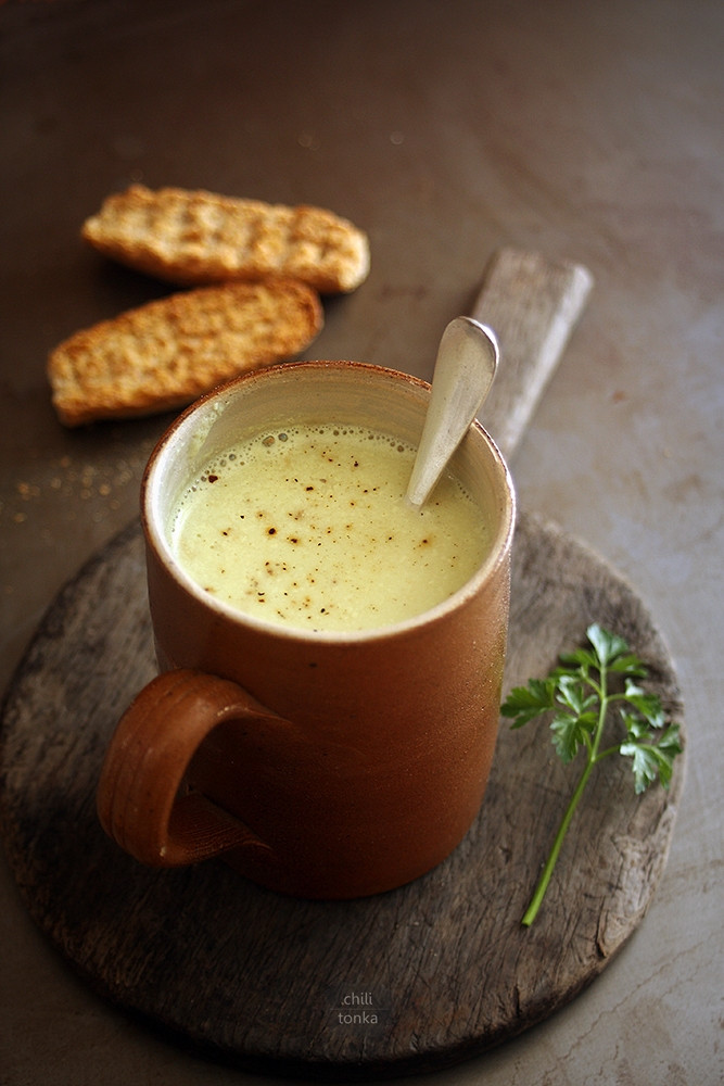 Creamy Cauliflower Soup
 Kremowa zupa kalafiorowa z curry