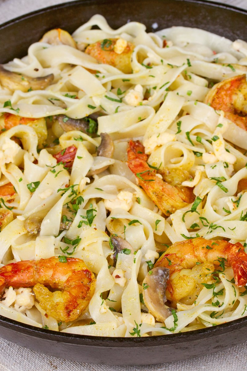 Creamy Garlic Shrimp Pasta
 creamy shrimp and mushroom pasta