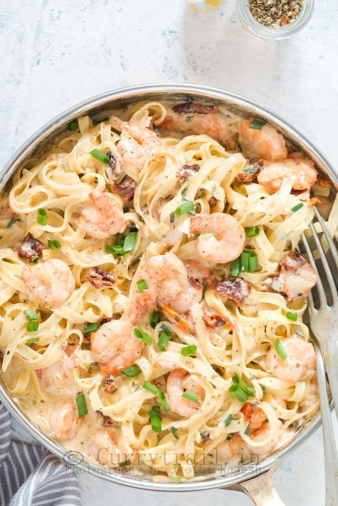 Creamy Garlic Shrimp Pasta
 Garlic Shrimp Pasta in Creamy Sauce Curry Trail