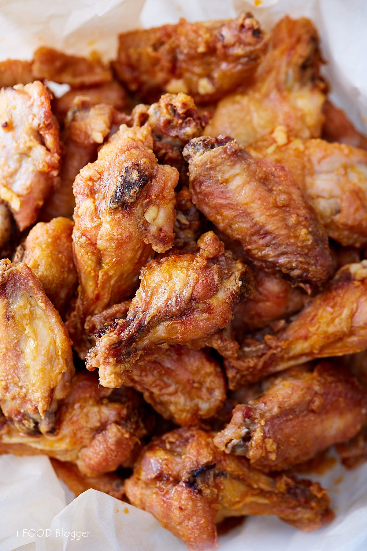 Crispy Baked Chicken Wings
 Extra Crispy Baked Chicken Wings i FOOD Blogger