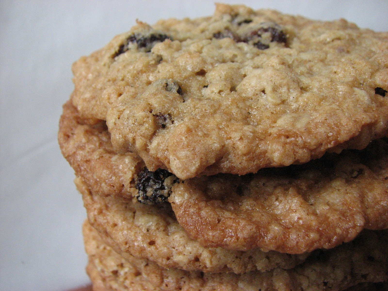 Crispy Oatmeal Cookies
 Heidi Bakes Crispy Oatmeal Cookies