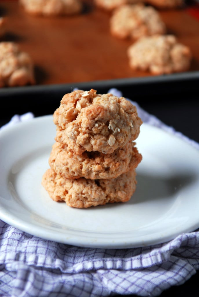 Crispy Peanut Butter Cookies
 Crispy Peanut Butter Vegan Oatmeal Cookies