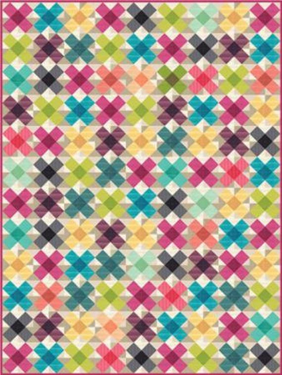 Criss Cross Applesauce
 Criss Cross Applesauce Quilt Pattern by by ModernStudioFabrics