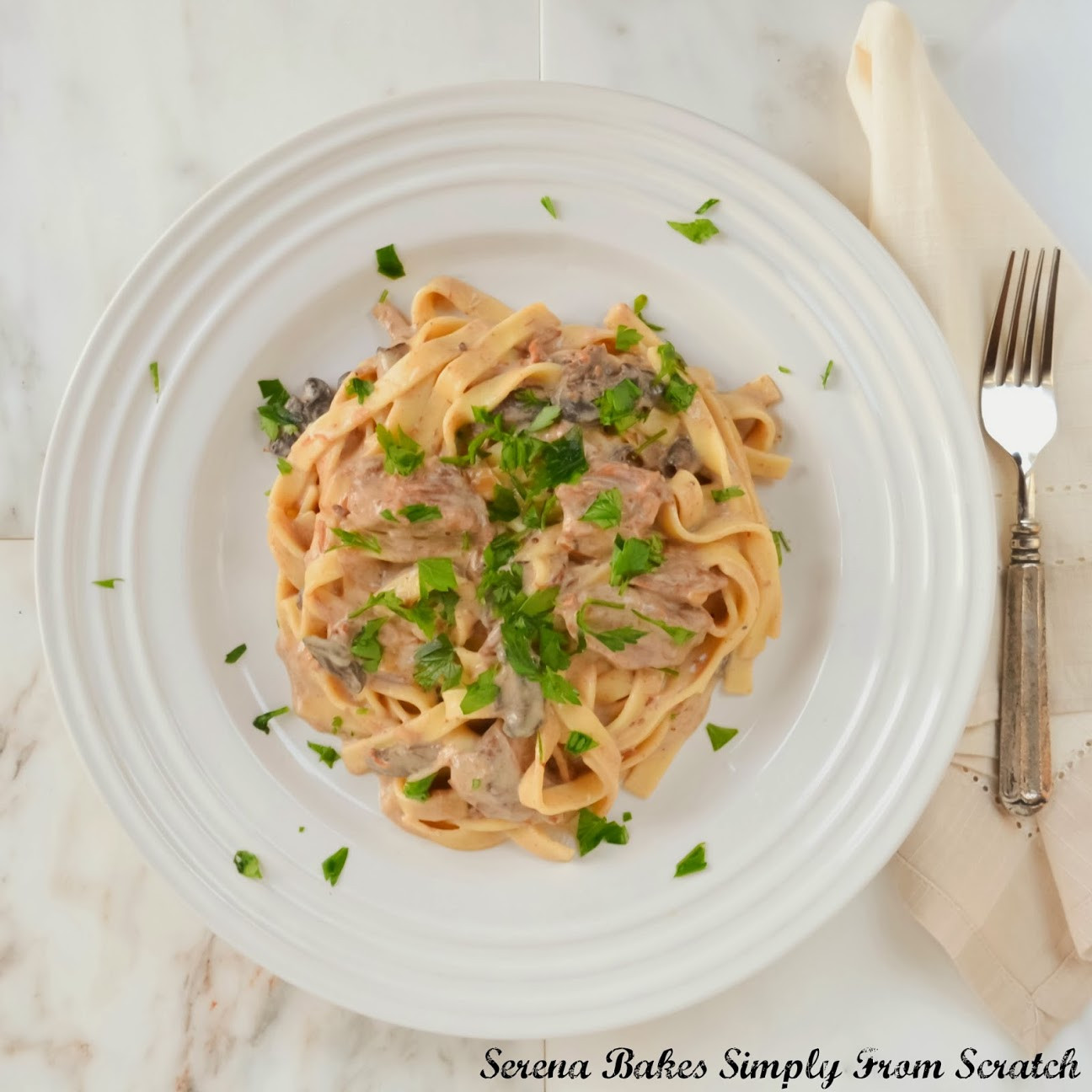 Crockpot Beef Stroganoff
 Crock Pot Beef Stroganoff