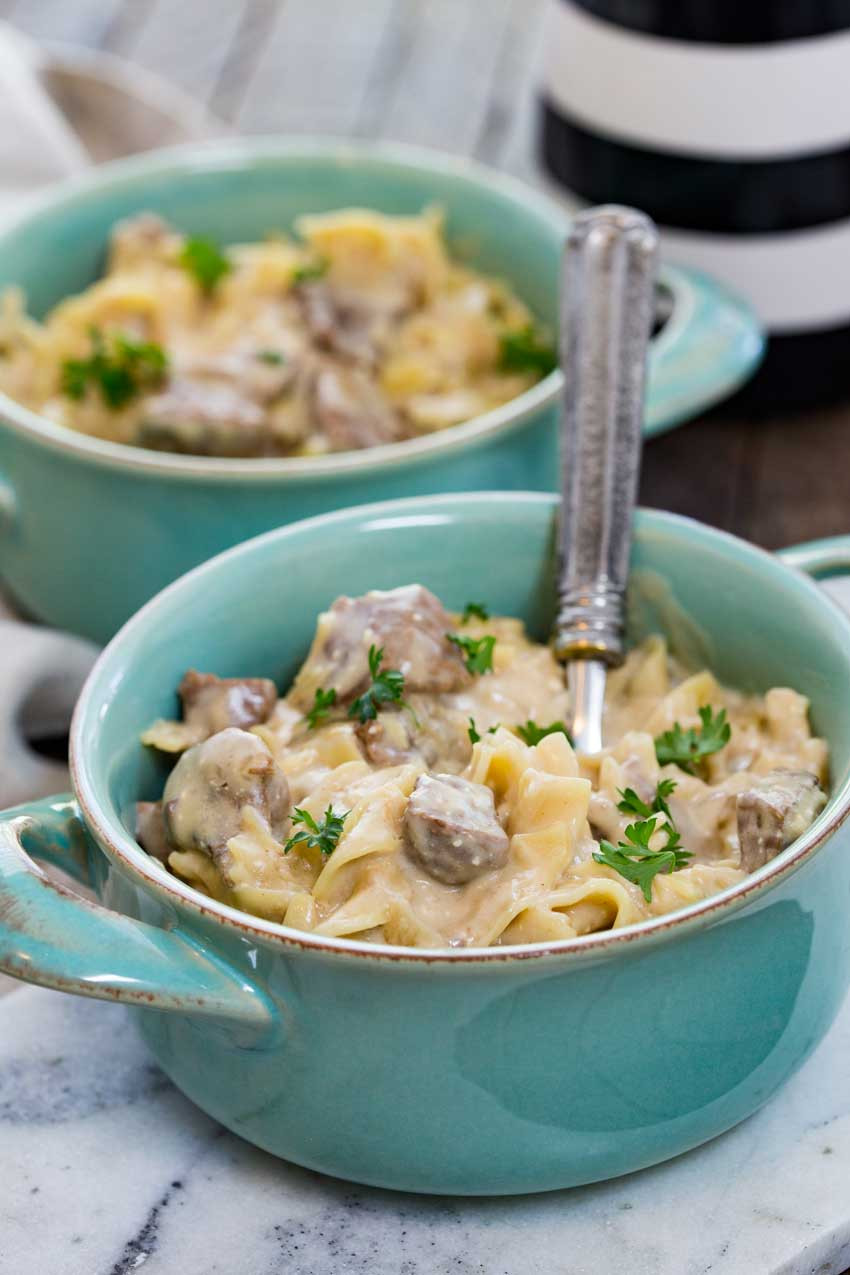 Crockpot Beef Stroganoff
 Crock Pot Beef Stroganoff Eazy Peazy Mealz