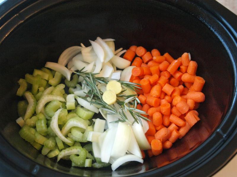 Crockpot Chicken Noodle Soup
 Crockpot Chicken Noodle Soup YummyMummyClub