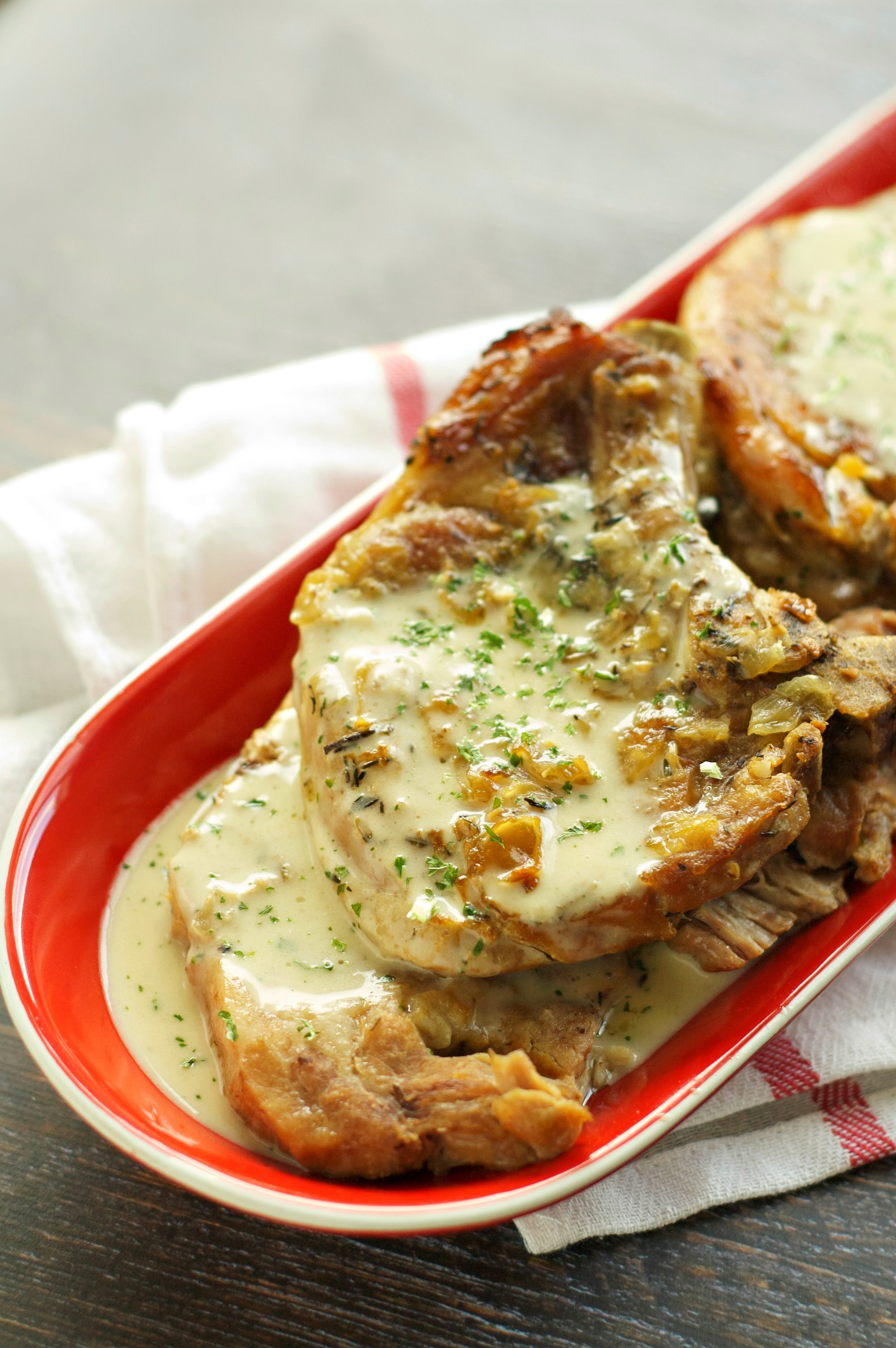 Crockpot Pork Chops
 Slow Cooker Pork Chops with Creamy Herb Sauce Slow