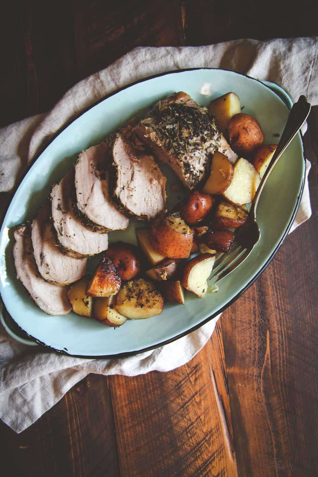 Crockpot Roasted Potatoes
 5 Ingre nt Crock Pot Pork Roast and Potatoes Recipe