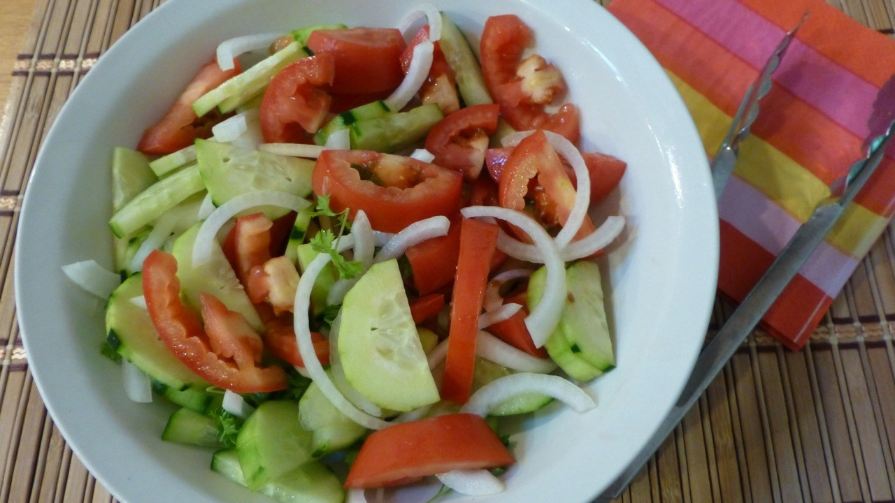 Cucumber Tomato Onion Salad
 Easy Baked Chicken with Cucumber Tomato Salad