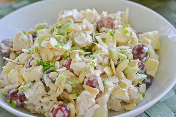 Curry Chicken Salad With Grapes
 Curried Chicken Salad with Apples and Grapes Salu Salo