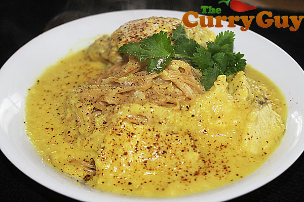 Curry Chicken With Onion
 Chicken Curry Recipe By The Curry Guy