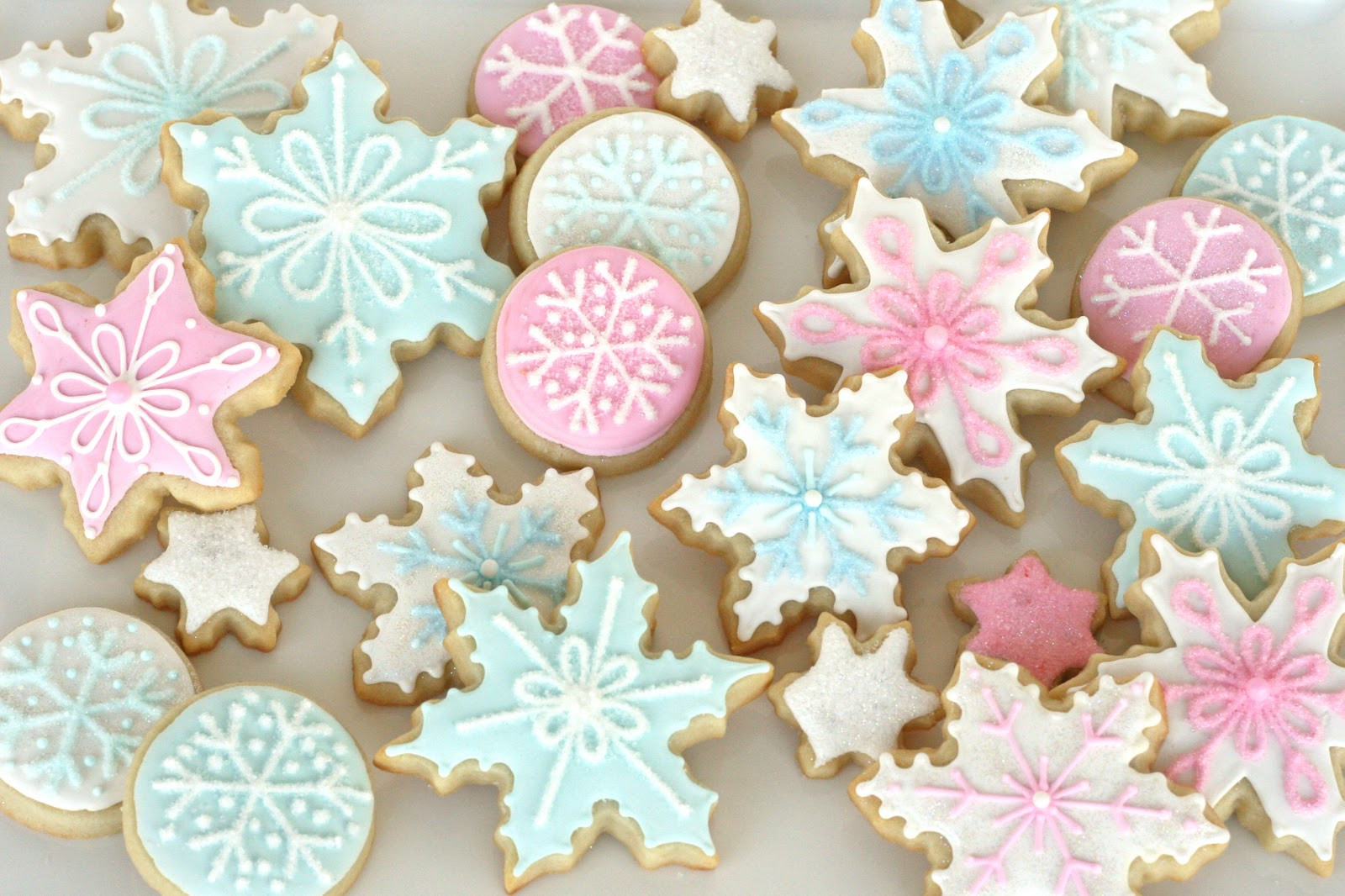 Decorating Sugar Cookies
 Christmas Cookies Galore – Glorious Treats