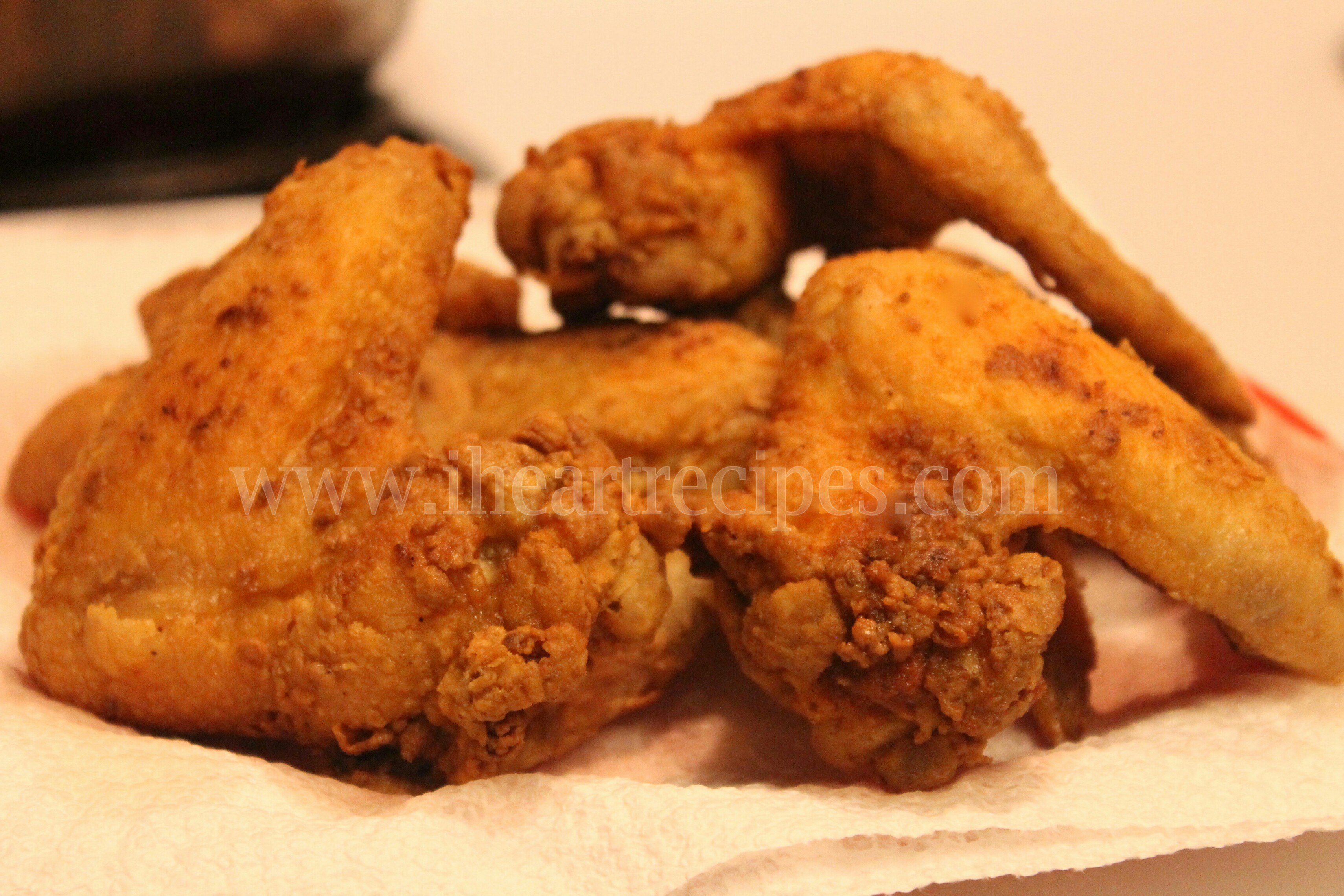 Deep Frying Chicken Wings
 Old Fashioned Crispy Fried Chicken Wings