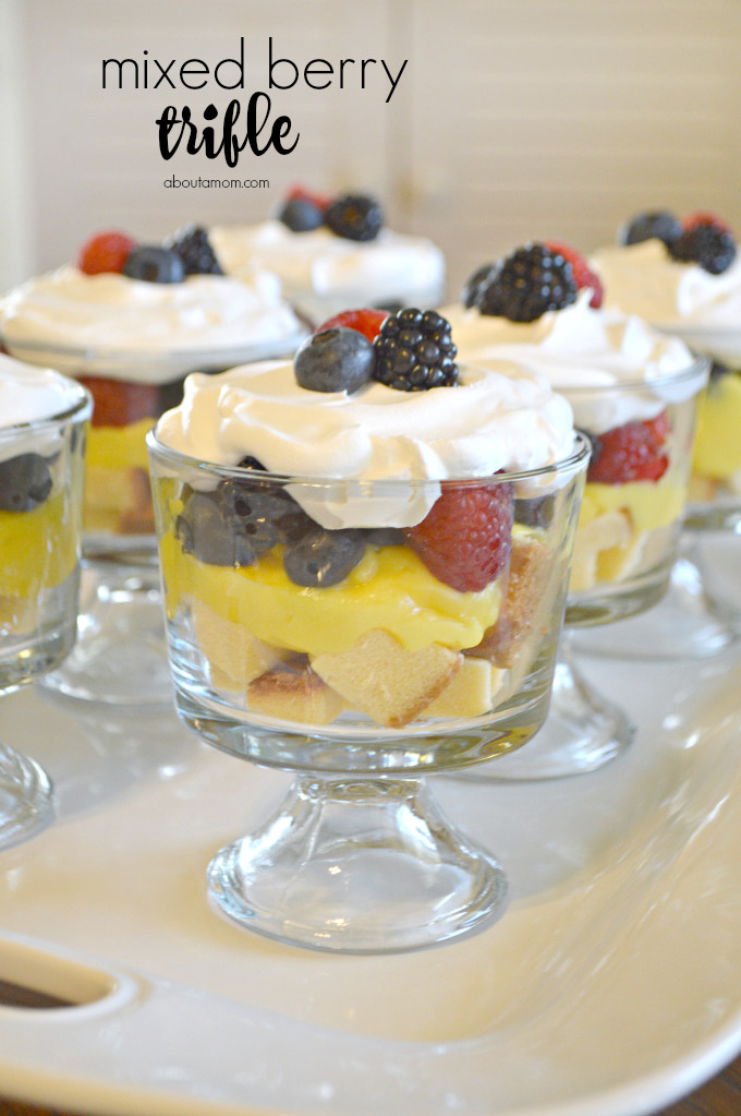 Delicious Easy Desserts
 Oh So Easy and Delicious Mixed Berry Trifle Recipe About