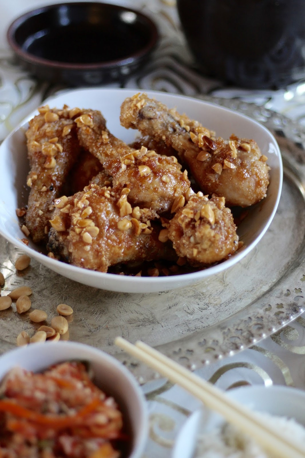 Den Den Korean Fried Chicken
 Knusprige frittierte Hähnchenschenkel Korean Fried