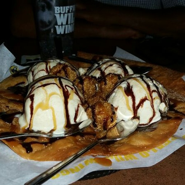 Dessert Nachos Bww
 Foodspotting